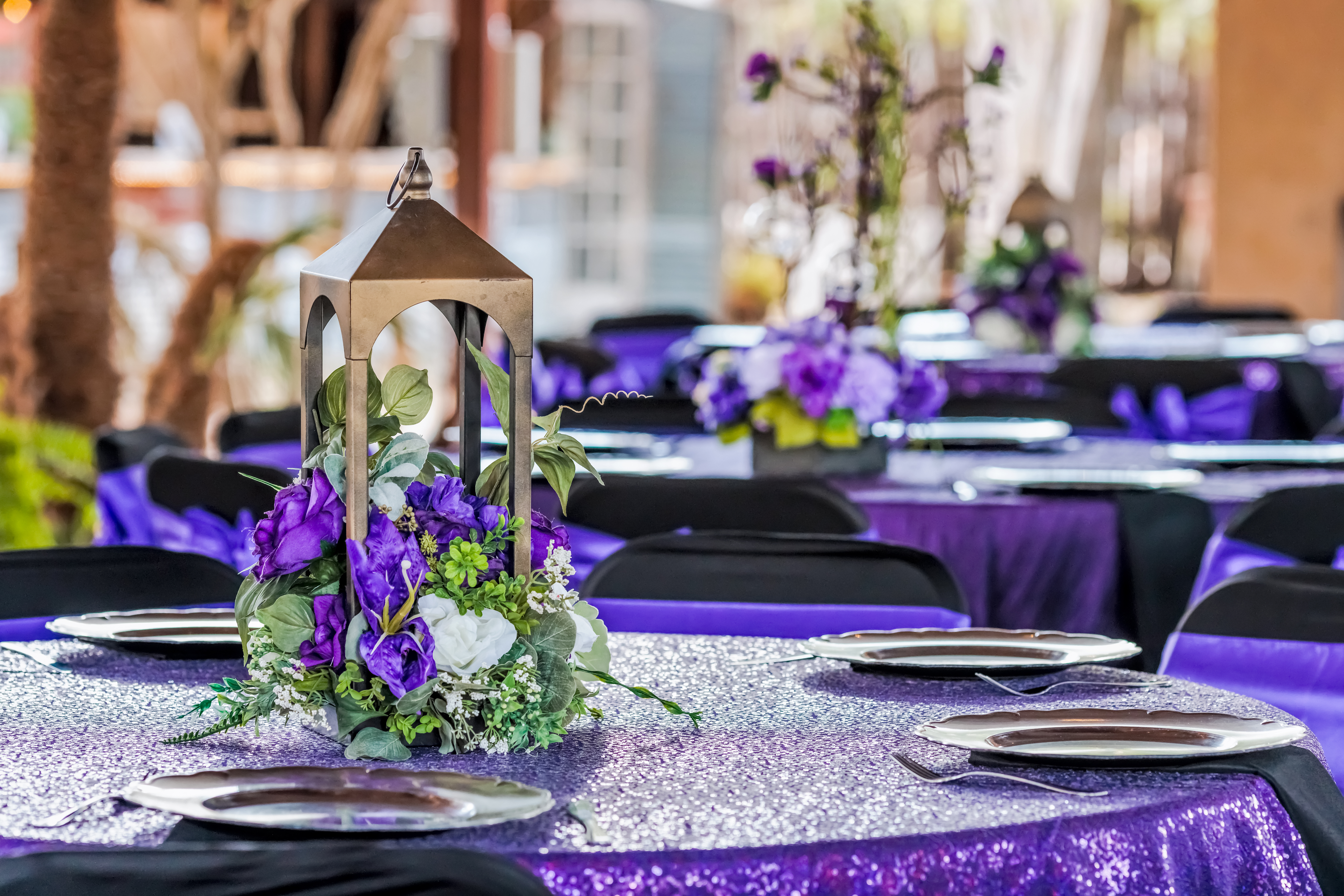 Quinceañera reception tablescape — what professional coordination produces