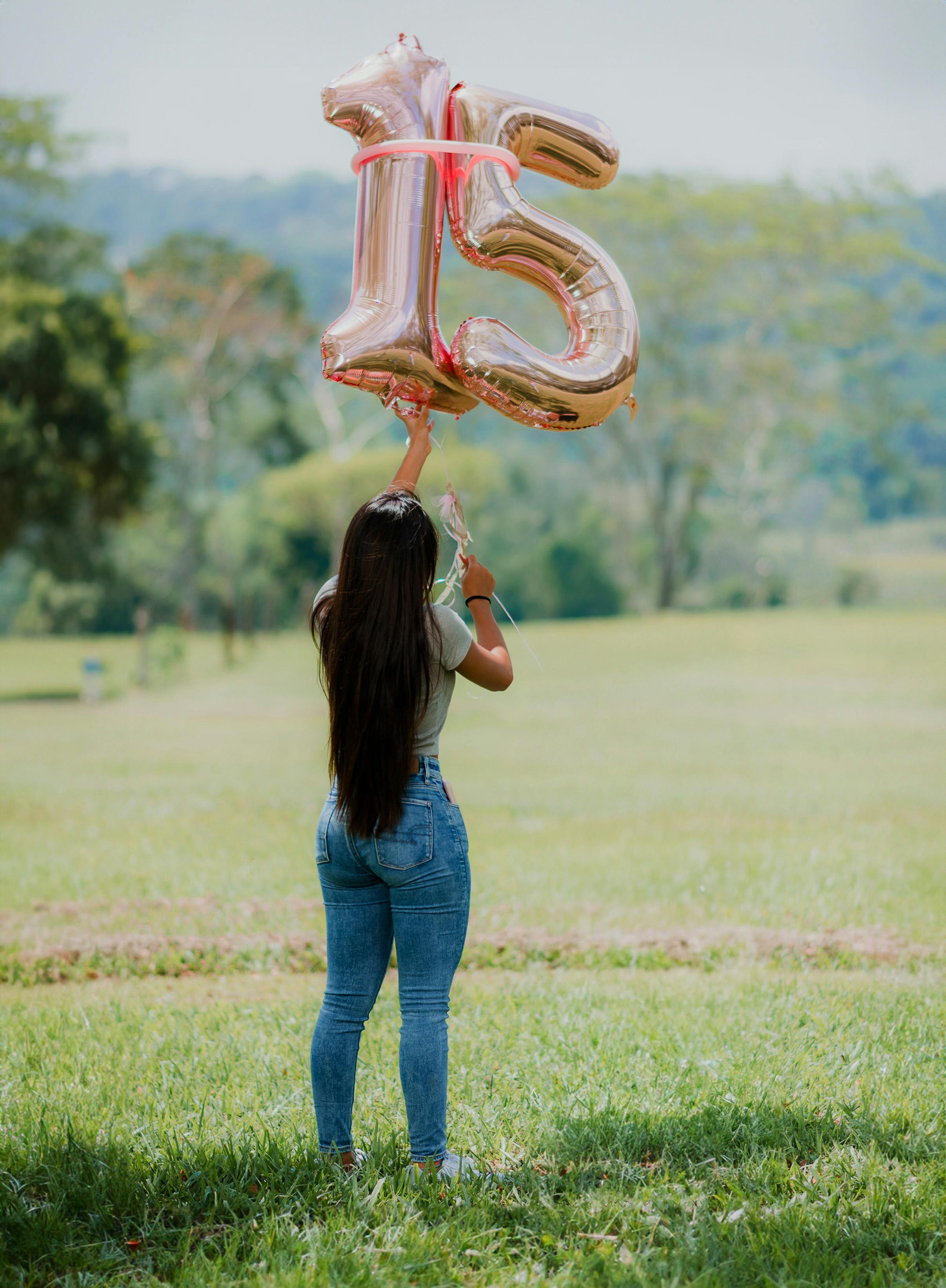 Cuban quinceañera — portrait session and family celebration